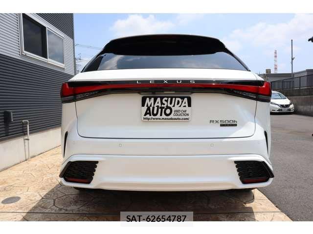 Lexus RX 2024-02 8131066-5