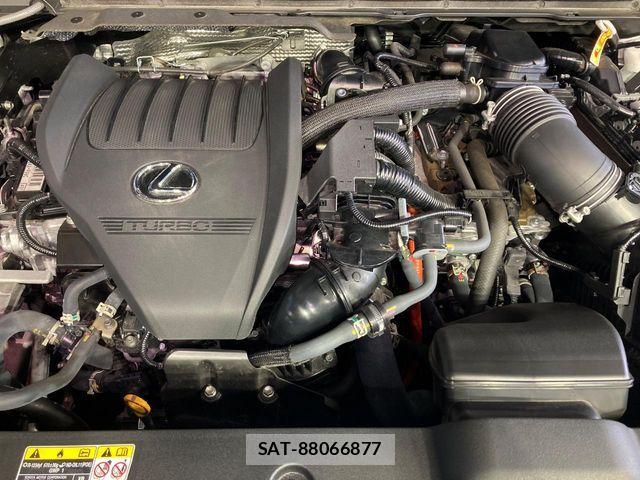 Lexus RX 2023-11 8146096-17
