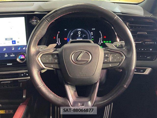 Lexus RX 2023-11 8146096-7