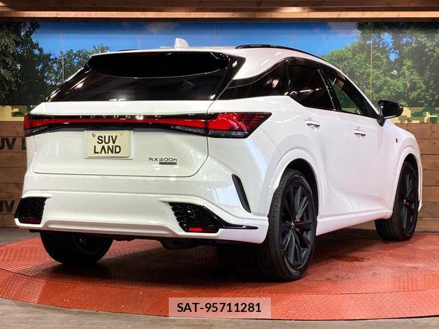 Lexus RX 2023-11 8146097-16