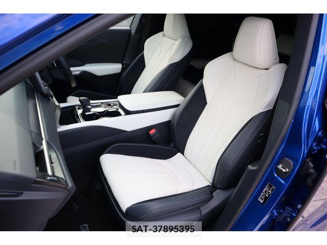 Lexus RX 2025-10 8230660-9