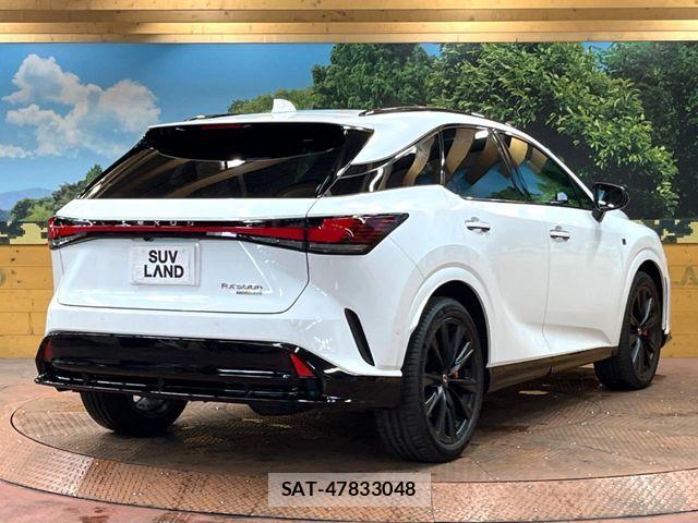 Lexus RX 2023-03 8245775-16