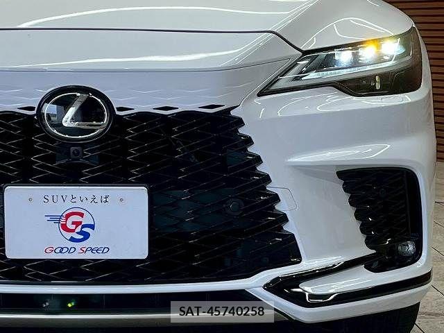 Lexus RX 2023-08 8245774-17