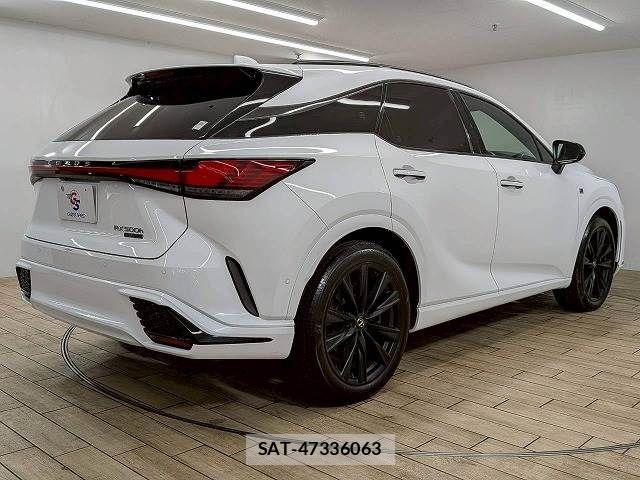 Lexus RX 2023-09 8245777-15