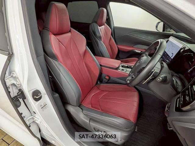 Lexus RX 2023-09 8245777-4