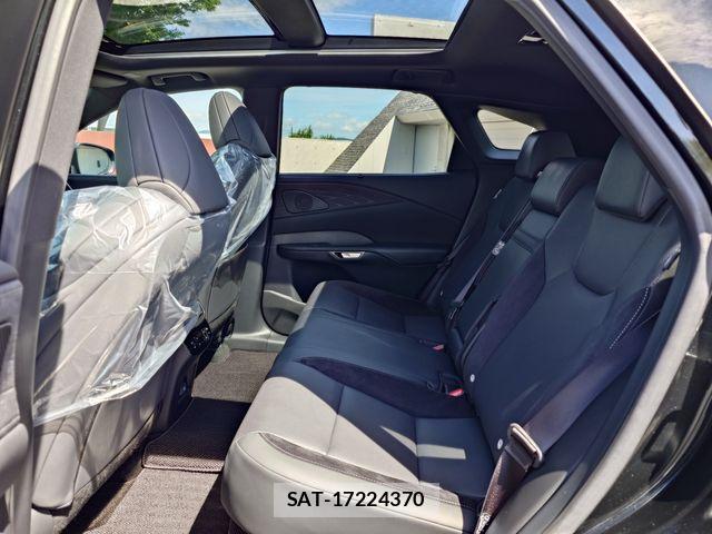Lexus RX 2024-07 8245773-22