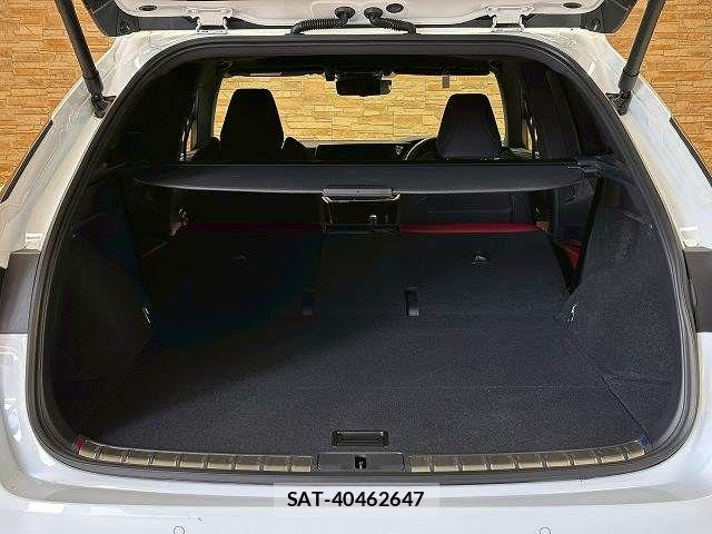 Lexus RX 2023-02 8245776-12