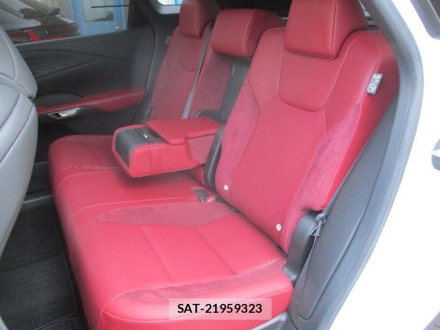 Lexus RX 2023-10 8315237-16