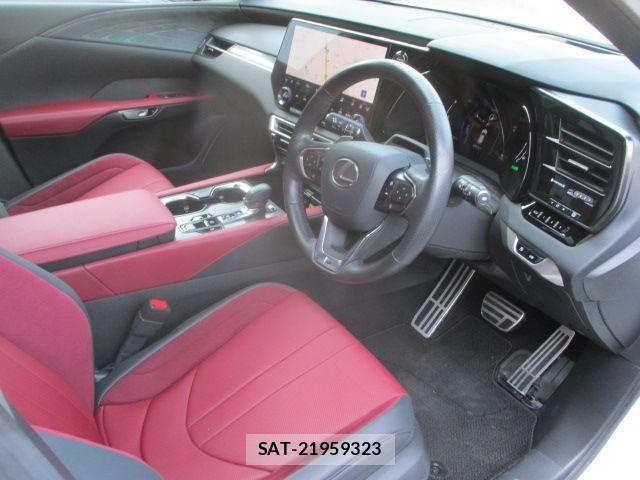 Lexus RX 2023-10 8315237-1