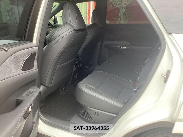 Lexus RX 2025-03 8315236-12