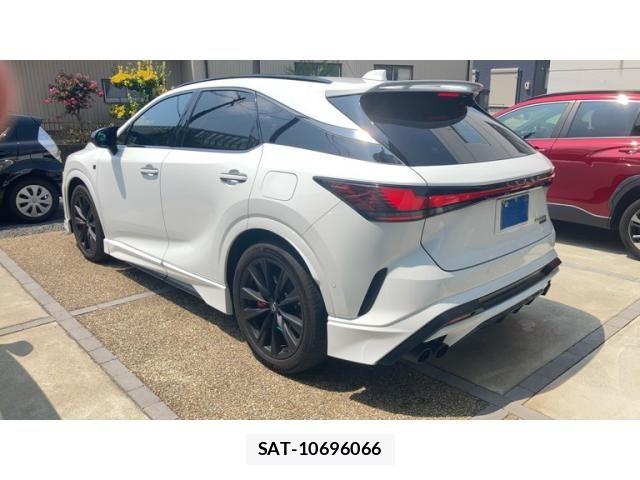 Lexus RX 2025-05 8336617-1