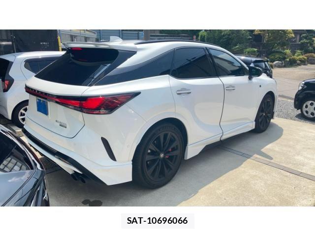 Lexus RX 2025-05 8336617-3