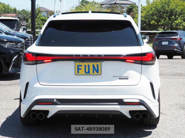 Lexus RX 2024-04 8336619-6