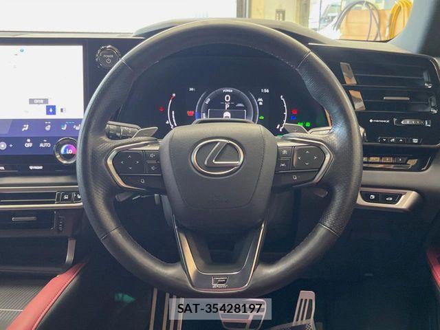 Lexus RX 2023-06 8336622-10