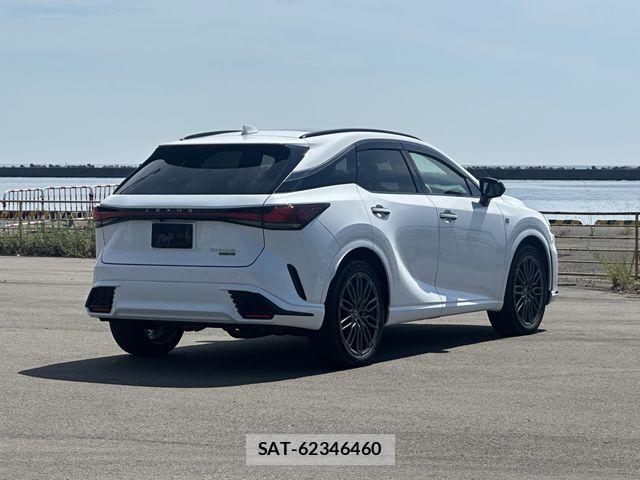 Lexus RX 2025-10 8366792-2