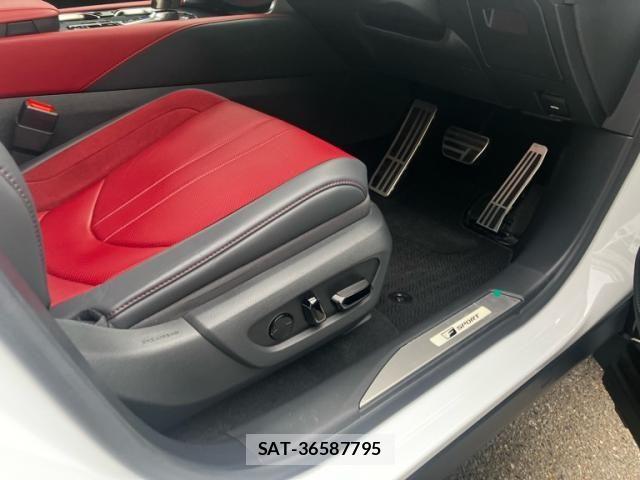 Lexus RX 2023-05 8413344-18