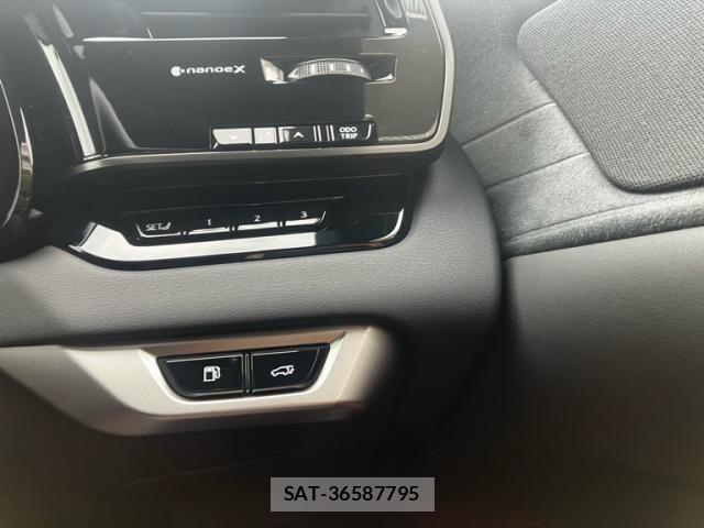 Lexus RX 2023-05 8413344-27