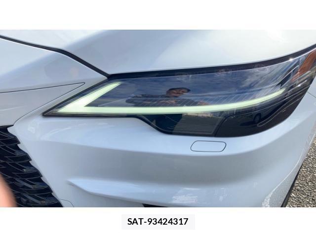 Lexus RX 2024-05 8413343-25