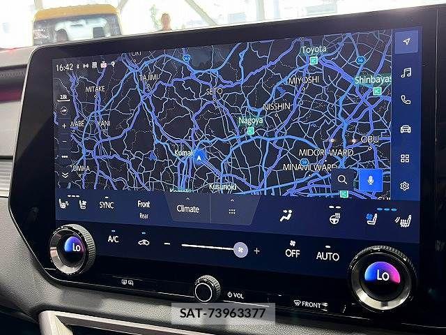 Lexus RX 2023-02 8485653-2