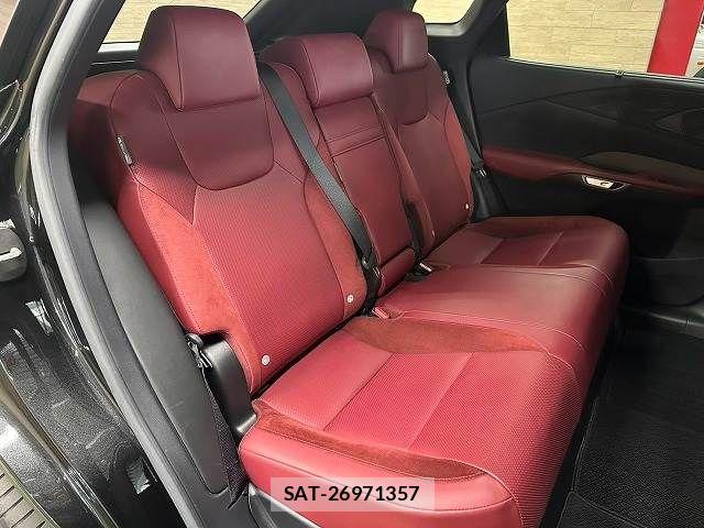 Lexus RX 2023-07 8627534-11