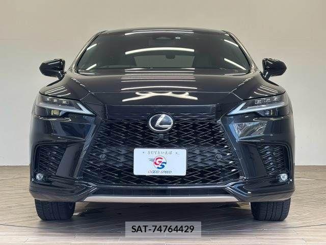 Lexus RX 2023-05 8627536-14