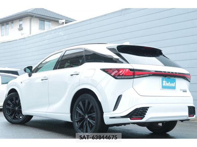 Lexus RX 2024-03 8666434-1