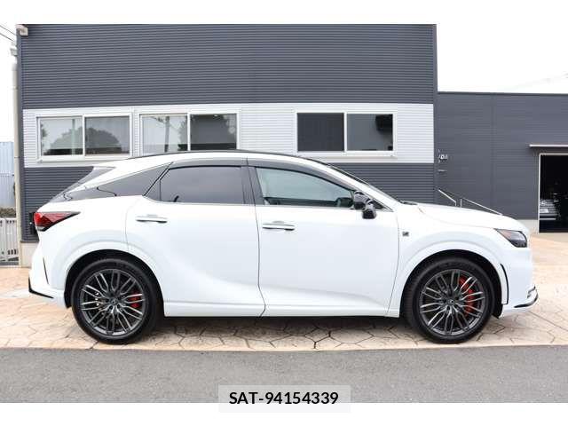 Lexus RX 2026-01 8666429-3
