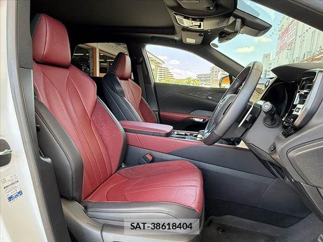 Lexus RX 2025-11 8660019-15