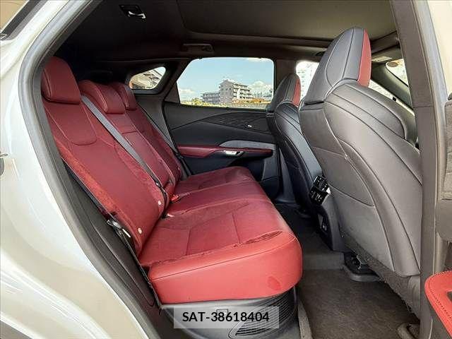 Lexus RX 2025-11 8660019-17