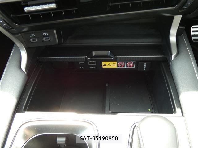 Lexus RX 2024-06 8743526-10