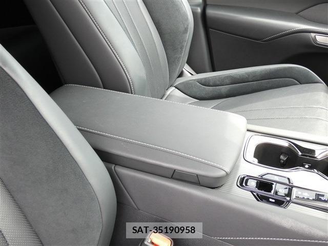 Lexus RX 2024-06 8743526-24