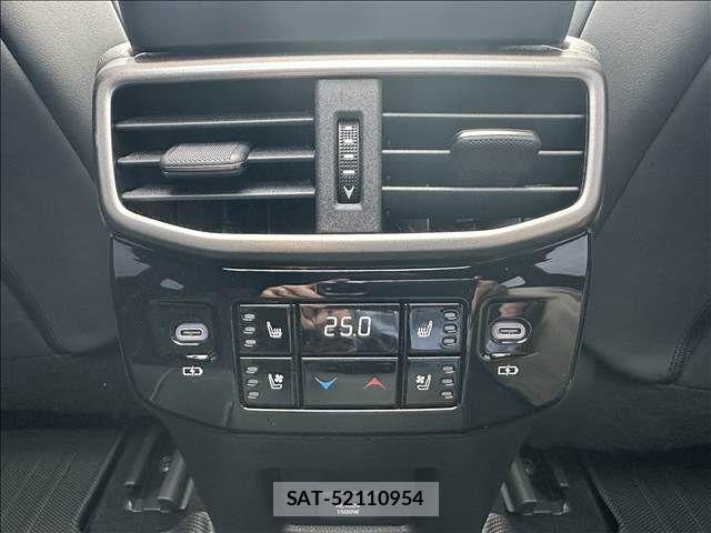 Lexus RX 2023-06 8830038-10