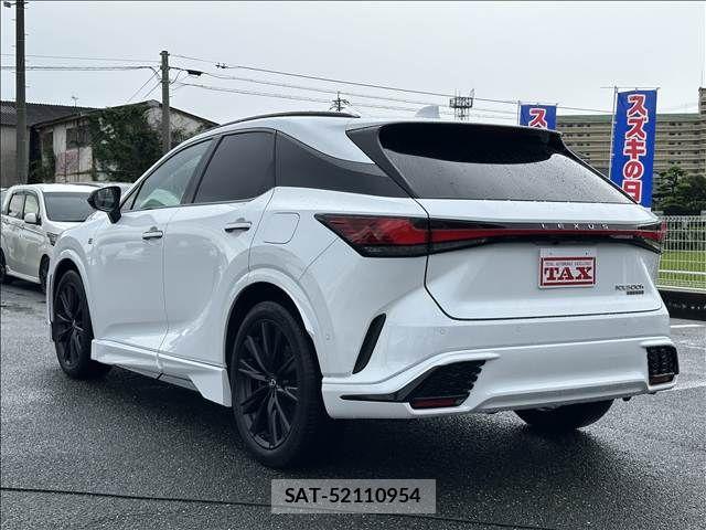 Lexus RX 2023-06 8830038-2