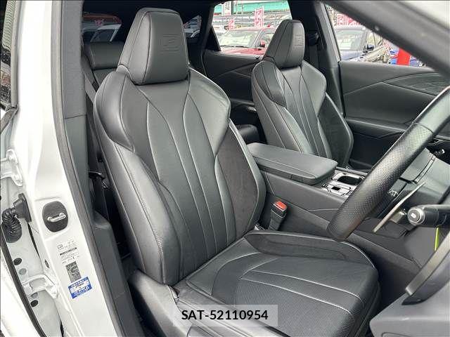 Lexus RX 2023-06 8830038-3