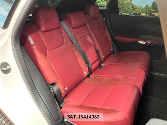 Lexus RX 2023-07 8871369-10