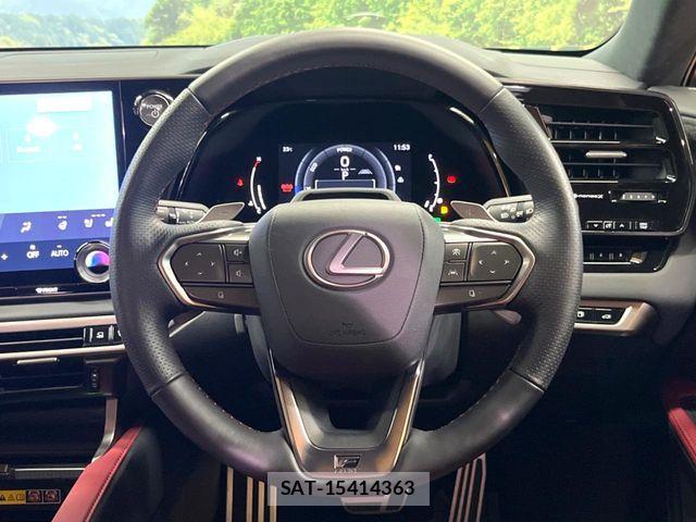 Lexus RX 2023-07 8871369-12