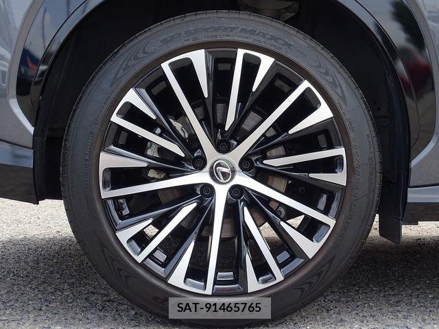 Lexus RZ 2023-08 1123718-9