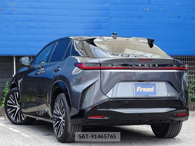 Lexus RZ 2023-08 1123718-1