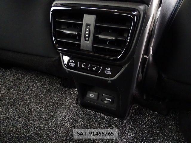 Lexus RZ 2023-08 1123718-21
