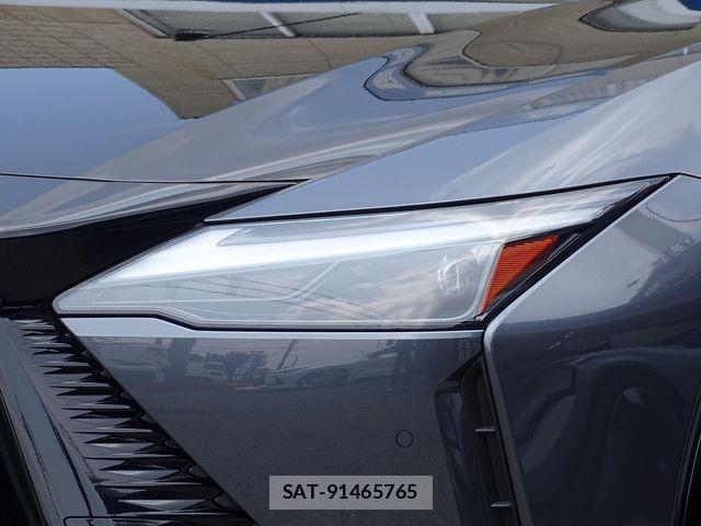 Lexus RZ 2023-08 1123718-3