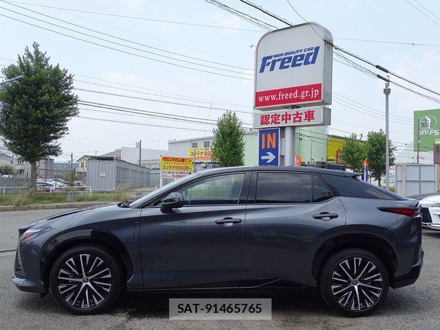 Lexus RZ 2023-08 1123718-7