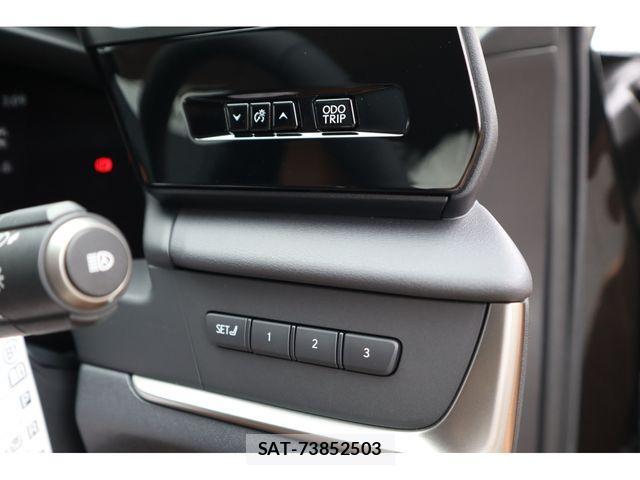 Lexus RZ 2023-10 1366584-20