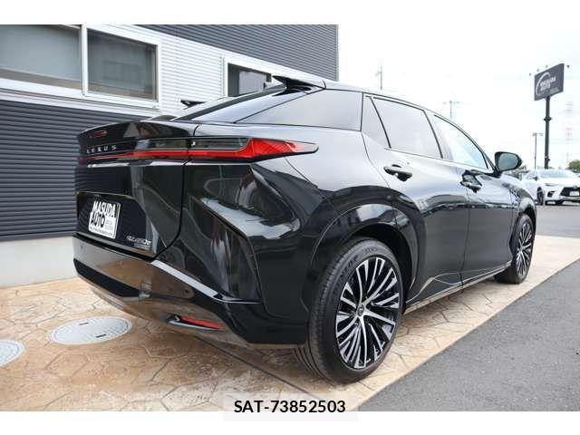 Lexus RZ 2023-10 1366584-6
