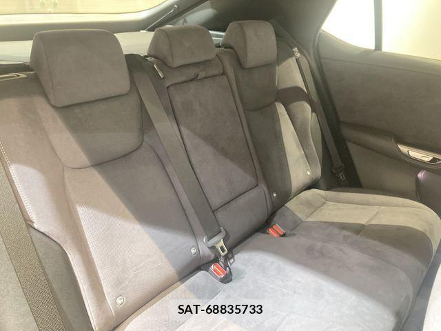 Lexus RZ 2023-08 1426445-9