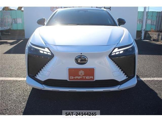 Lexus RZ 2023-07 2099960-8