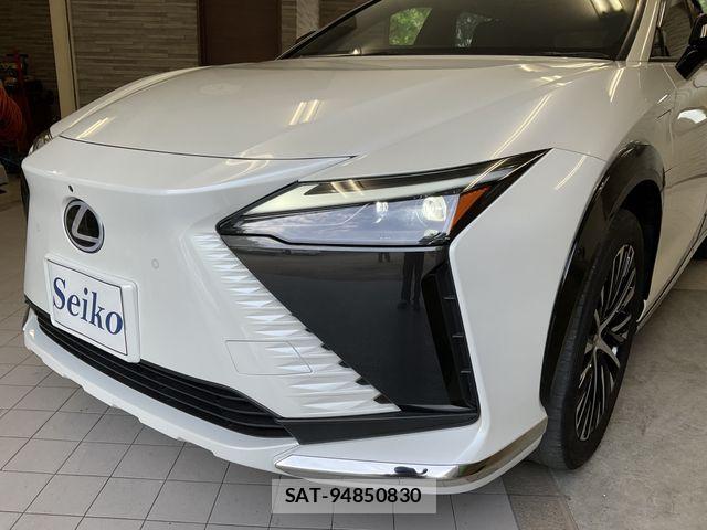 Lexus RZ 2023-10 8036500-21
