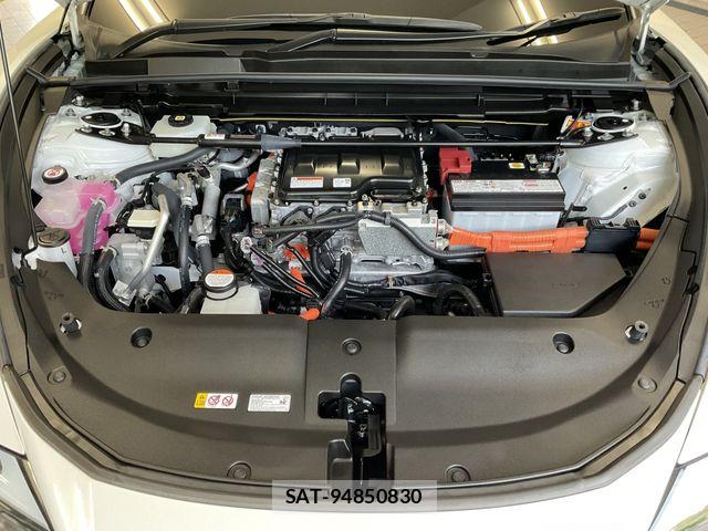 Lexus RZ 2023-10 8036500-29
