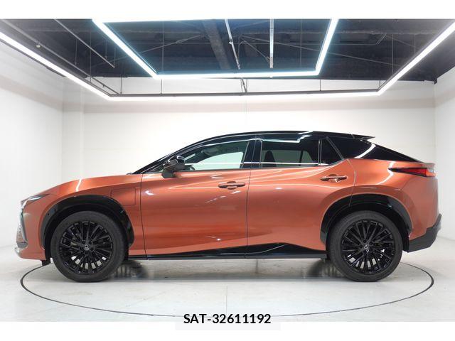 Lexus RZ 2023-07 8315238-7
