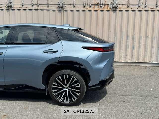 Lexus RZ 2023-01 8796520-12
