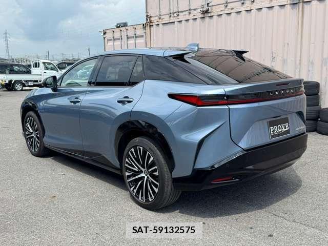 Lexus RZ 2023-01 8796520-15